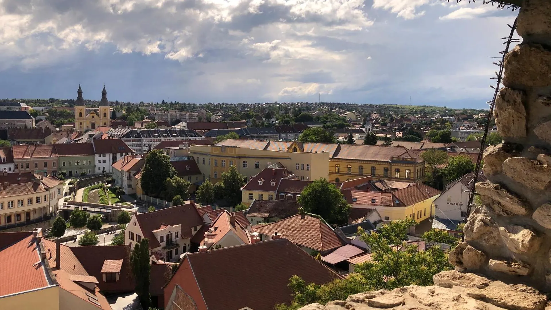 Appartamento Griff Apartmanok Eger Ungheria