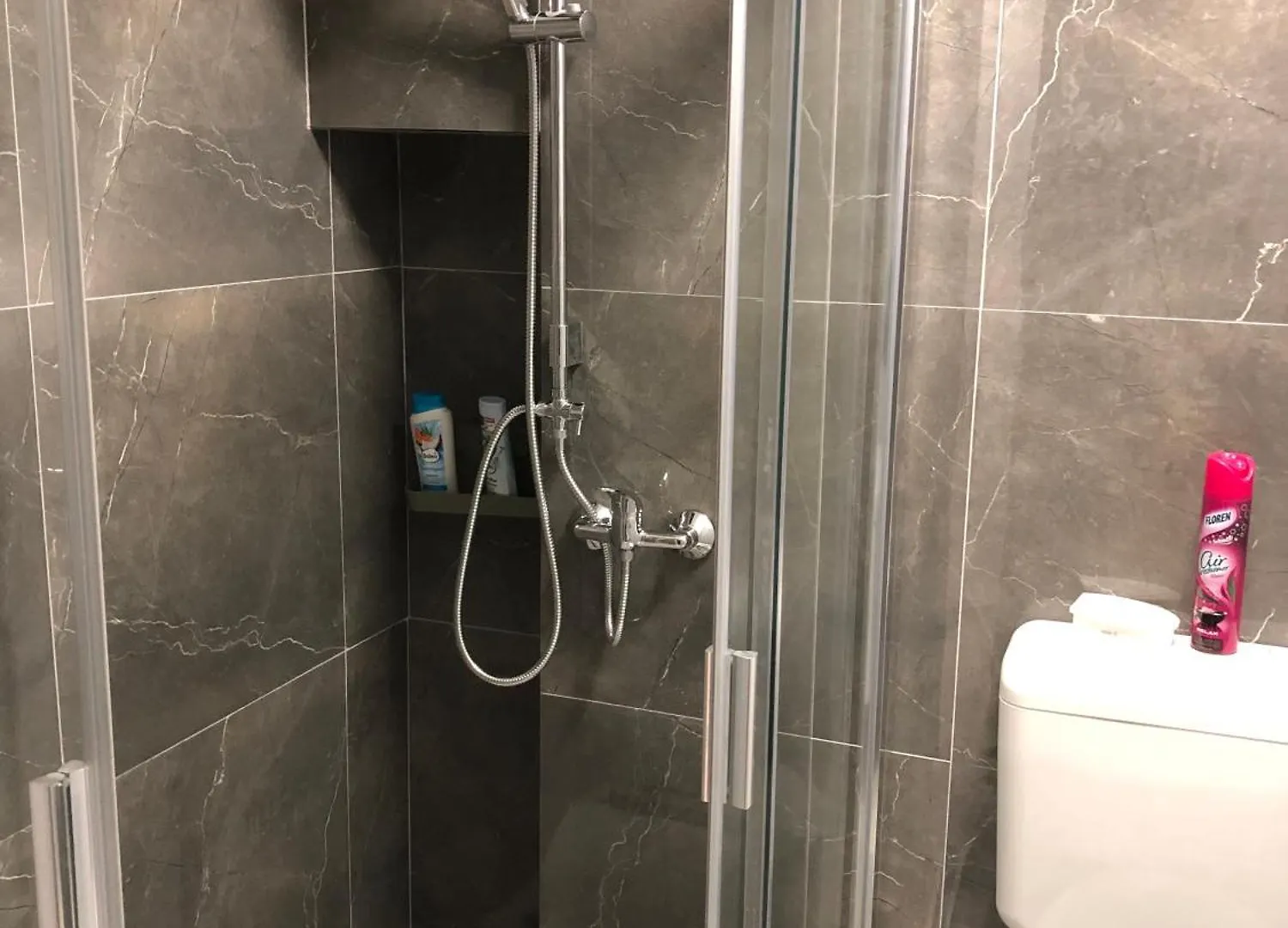Griff Apartmanok Eger Appartamento